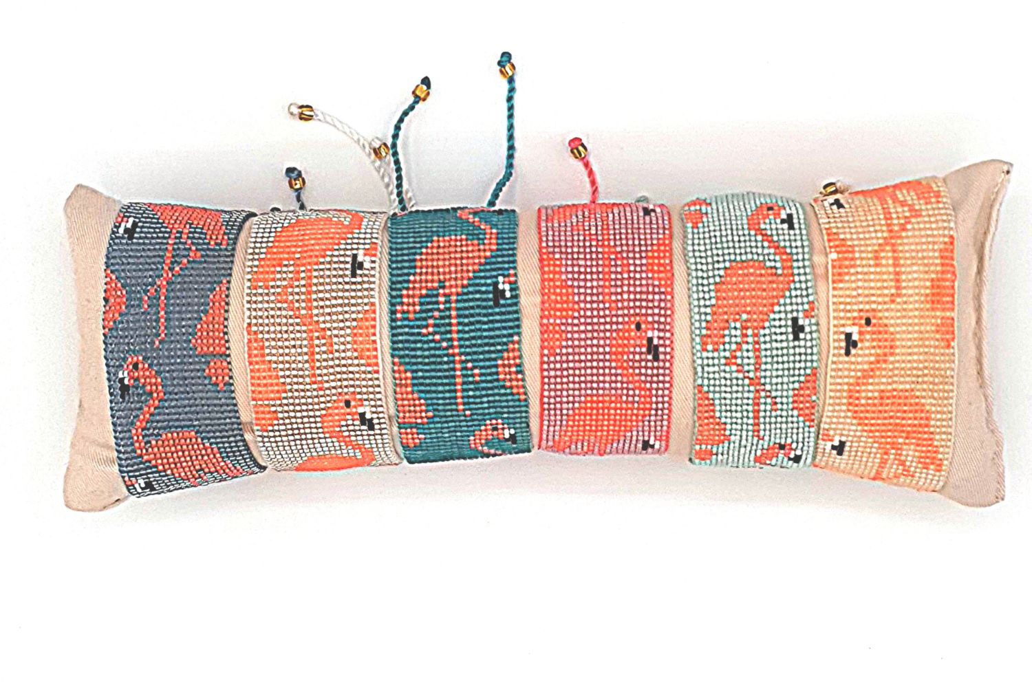 PACK PULSERAS 37